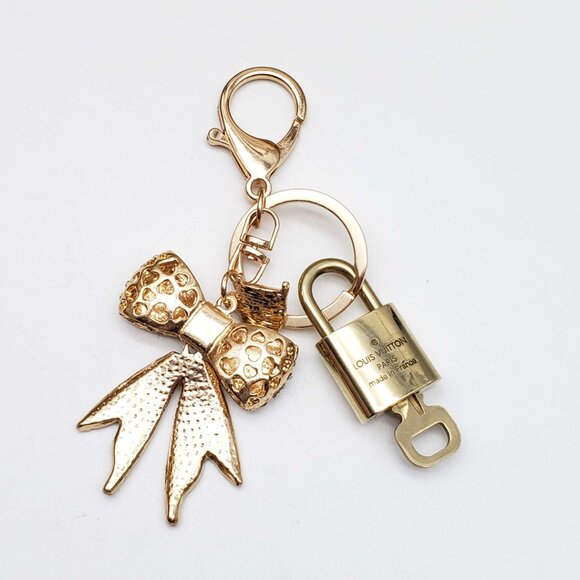 Authentic Louis Vuitton Lock & Key with unbranded Bagcharm, Keycharm, Keychain - Picture 3 of 7